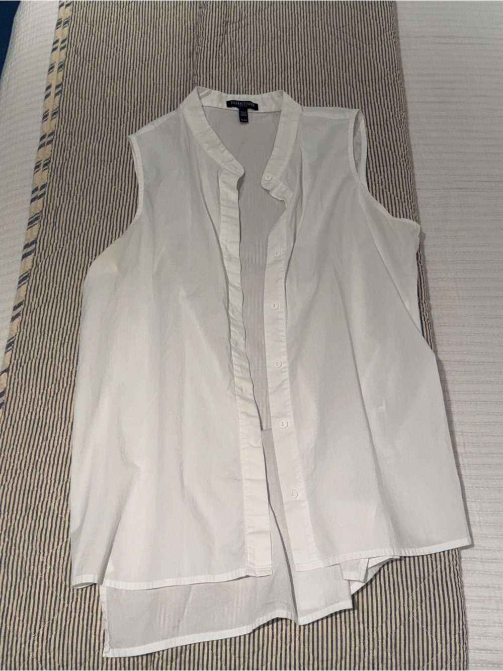 Eileen Fisher Sleeveless Button Down Top (white, petite large)